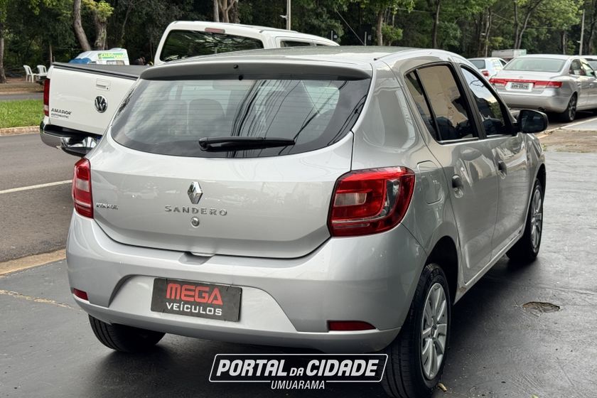 Renault SANDERO