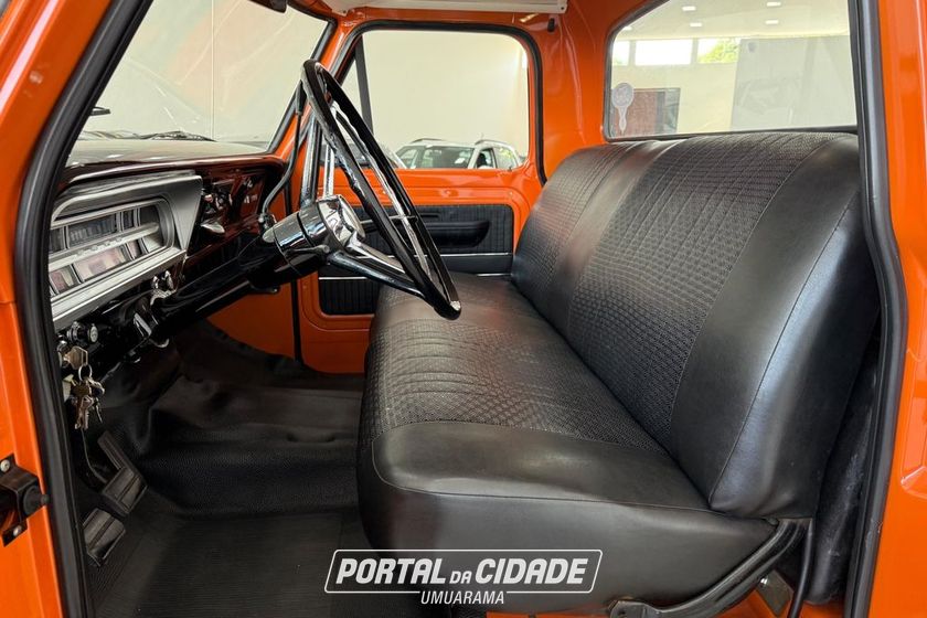 Ford F-100