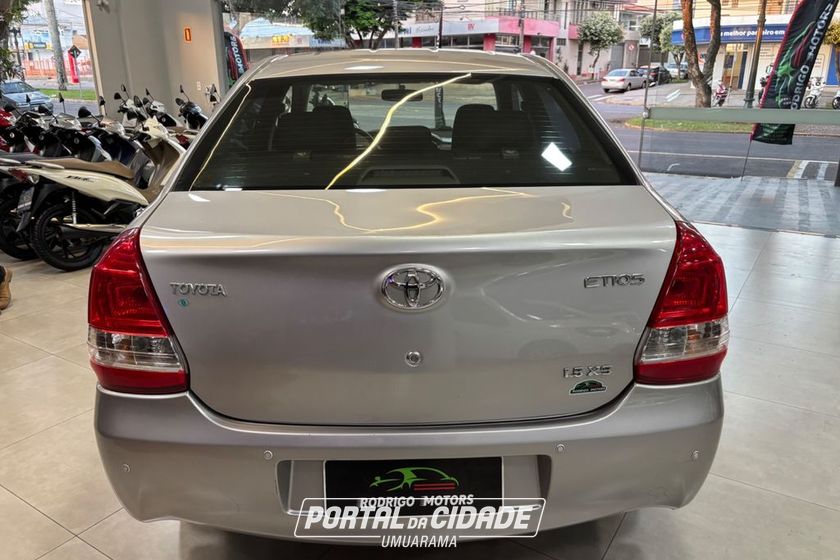 Toyota ETIOS