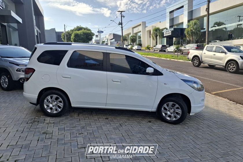 Chevrolet SPIN