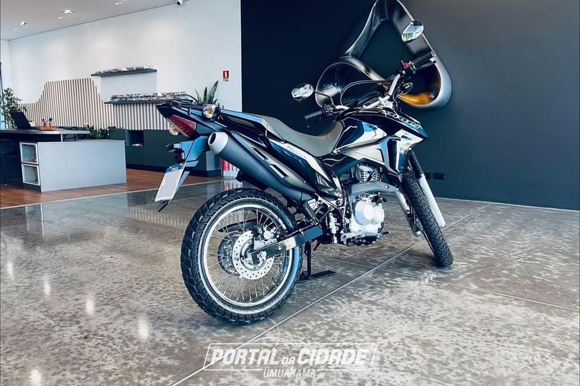HONDA NXR