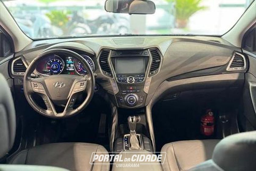 Hyundai Santa