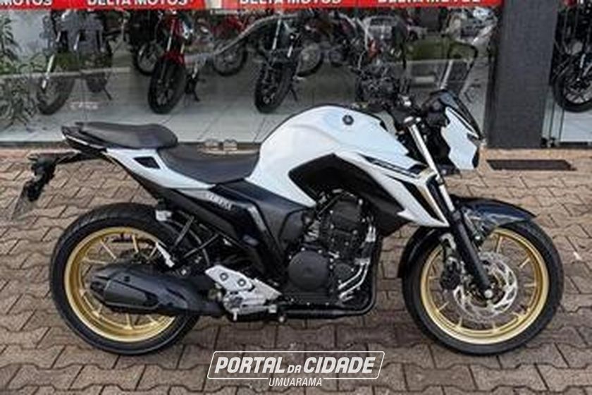 YAMAHA FZ25