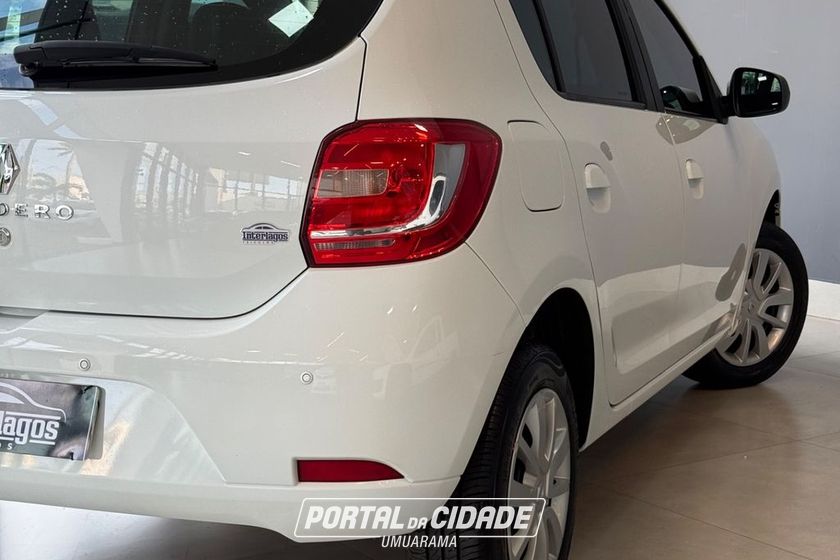 Renault SANDERO