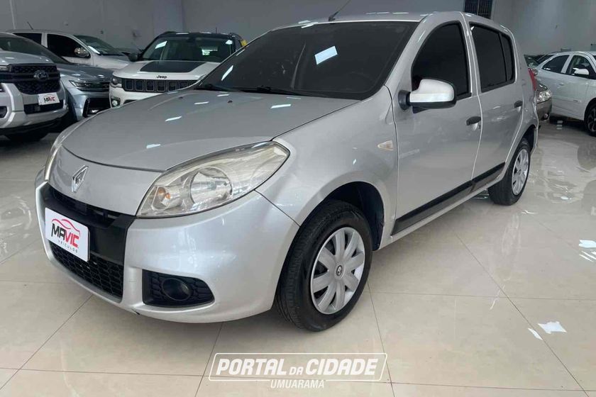 Renault SANDERO