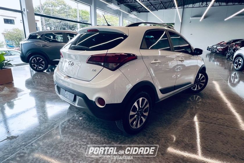 Hyundai HB20X