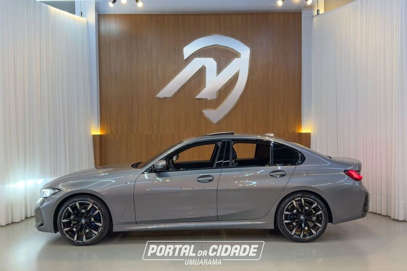 BMW 320iA