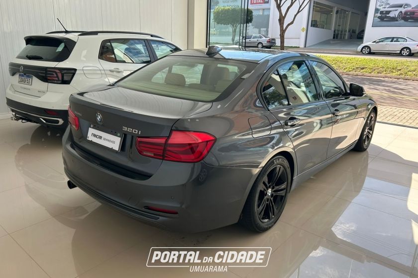 BMW 320iA