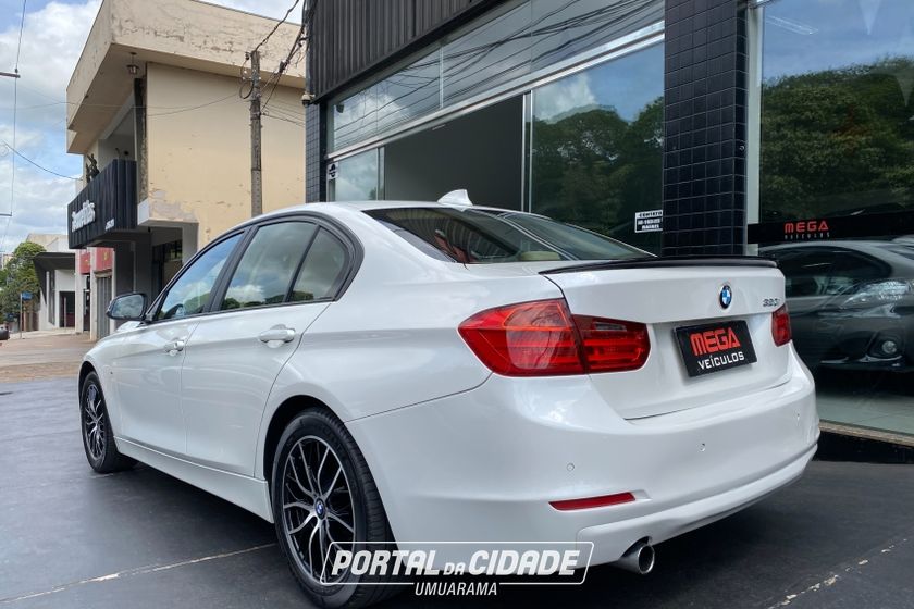 BMW 320iA