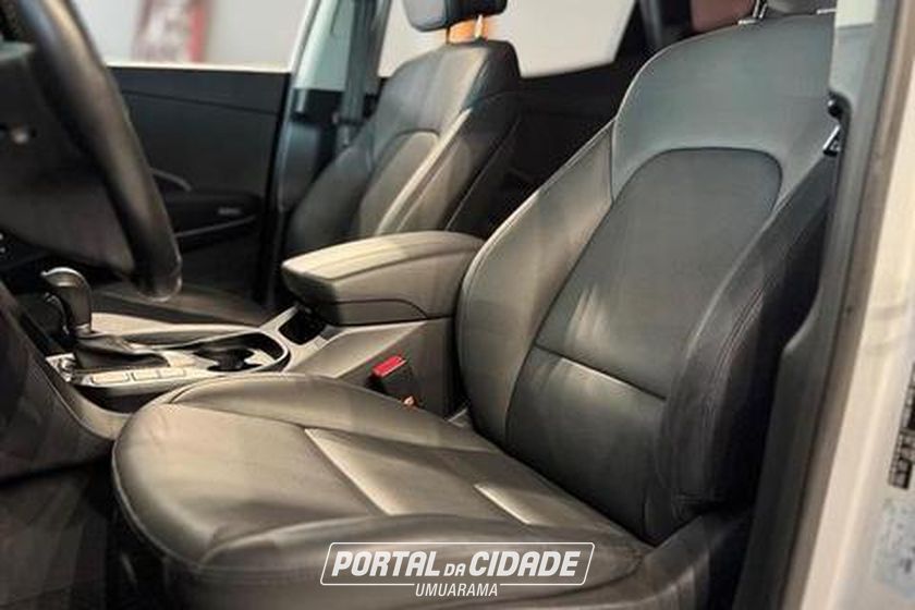 Hyundai Santa