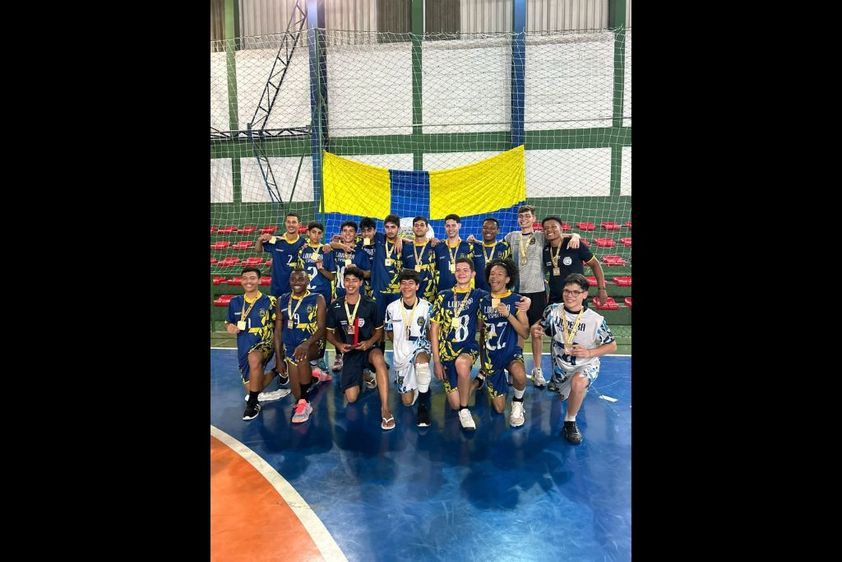 Pela 1ª vez na história, Vôlei Feminino de Louveira está na final