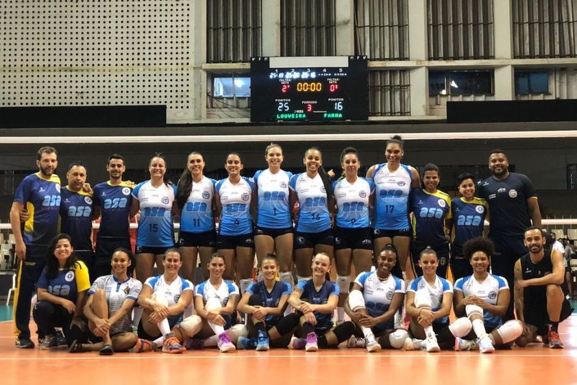 Pela 1ª vez na história, Vôlei Feminino de Louveira está na final