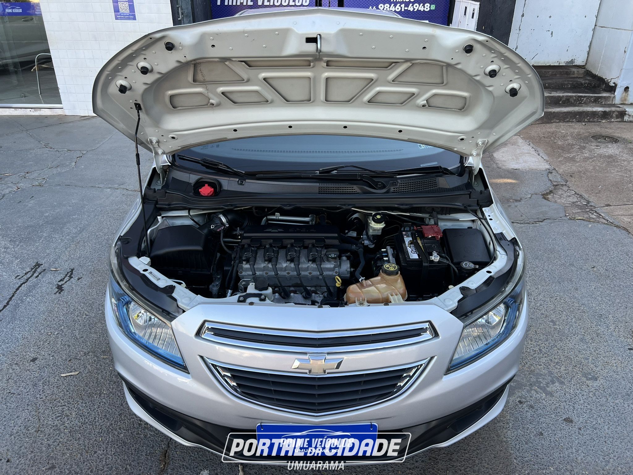 Chevrolet ONIX - HATCH LTZ 1.4 8V FlexPower 5p Mec. - 2015/2016