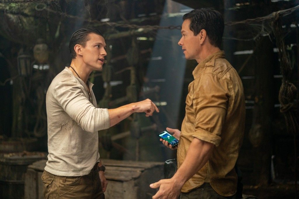 Fotos do filme de Uncharted mostram Mark Wahlberg em ação