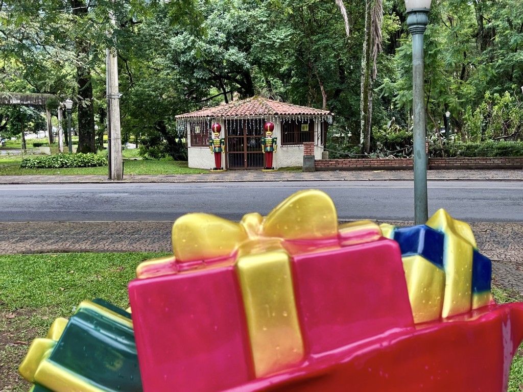 A Praça dos Imigrantes, também - Descubra Poços de Caldas