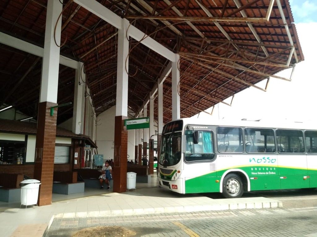 Nova linha de ônibus atende o Jardim Primavera e Independência