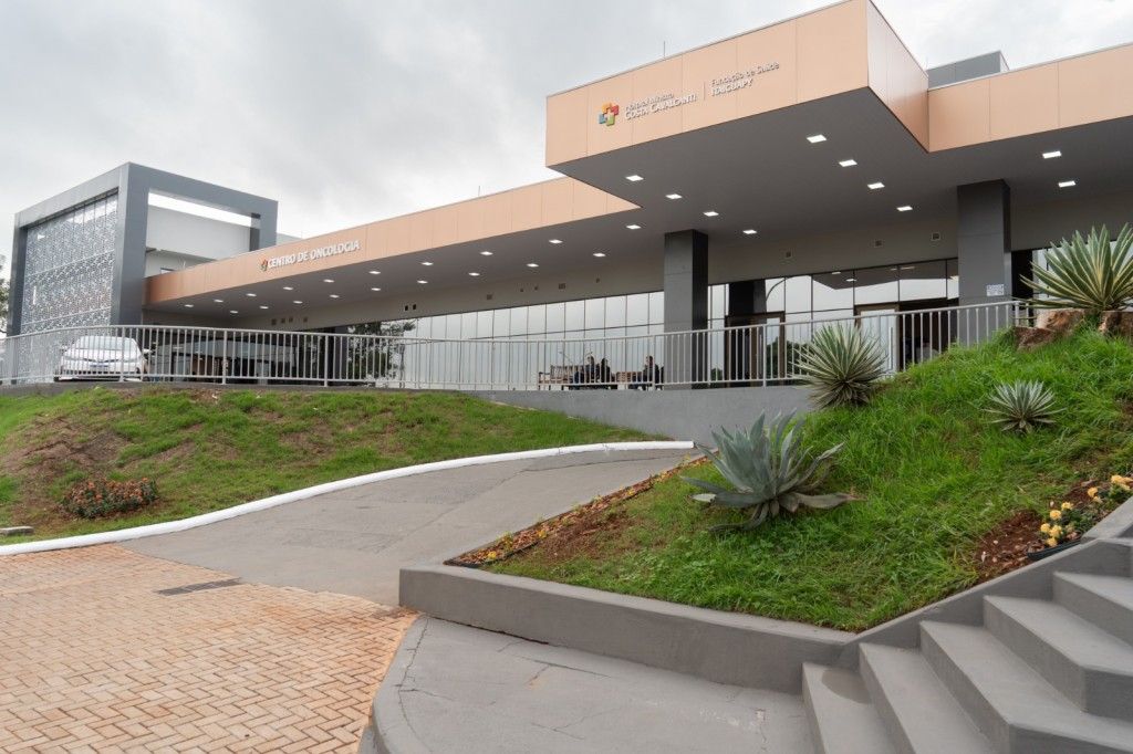 centro-de-oncologia-do-hospital-costa-cavalcanti-reformado-e-ampliado