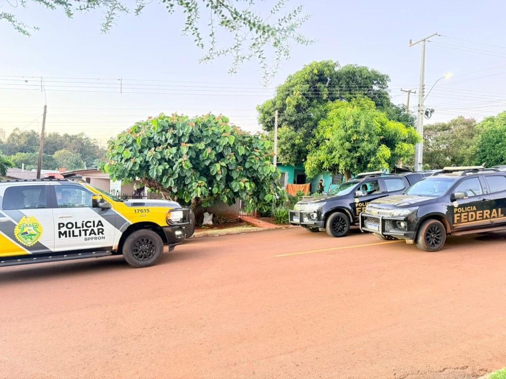 Operação mira grupo ligado ao PCC e cumpre 20 mandados no Oeste do Paraná