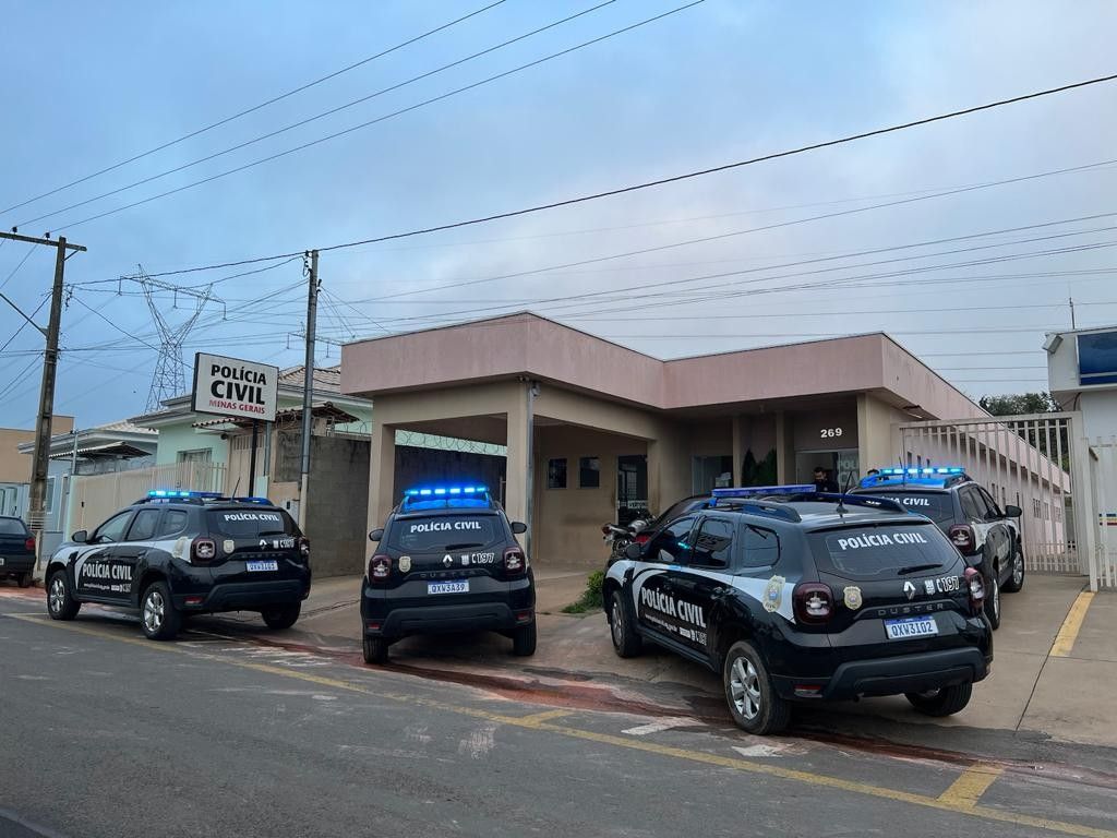 Pcmg Realiza Reconstituição Do Feminicídio De Bom Jesus Da Penha