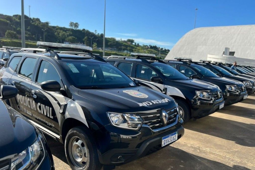 Polícia Civil De Ipatinga Recebe Novas Viaturas