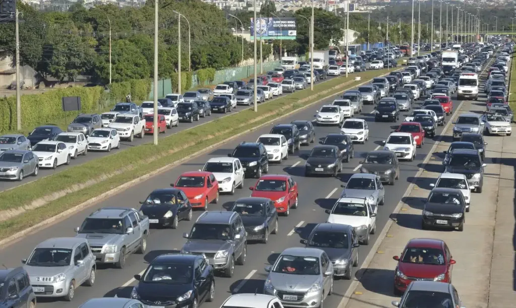 Senado aprova retorno do seguro obrigatório para veículos