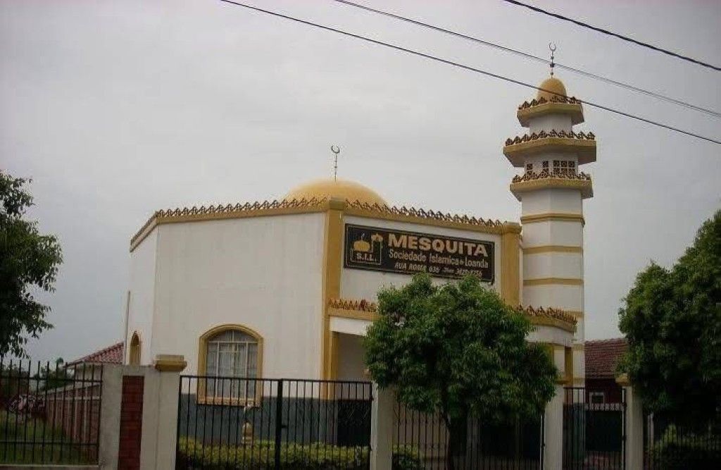 Mesquita de Loanda: a preservação da fé islâmica na capital das torneiras