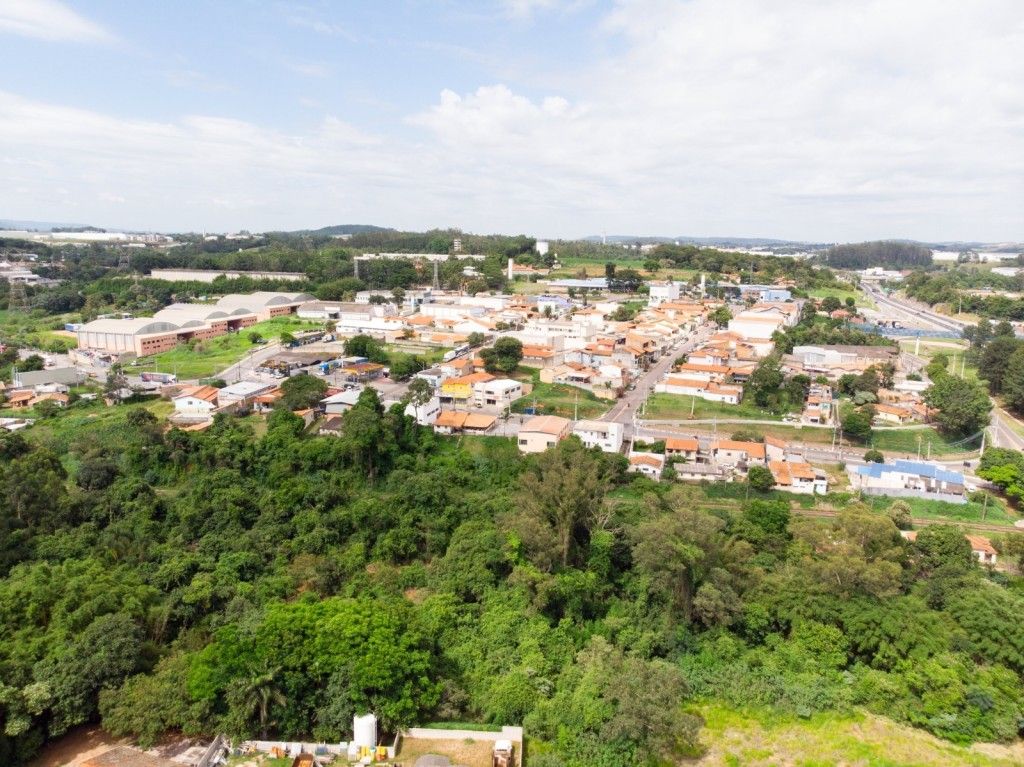 Prefeitura de Louveira lança página oficial no Facebook e Twitter