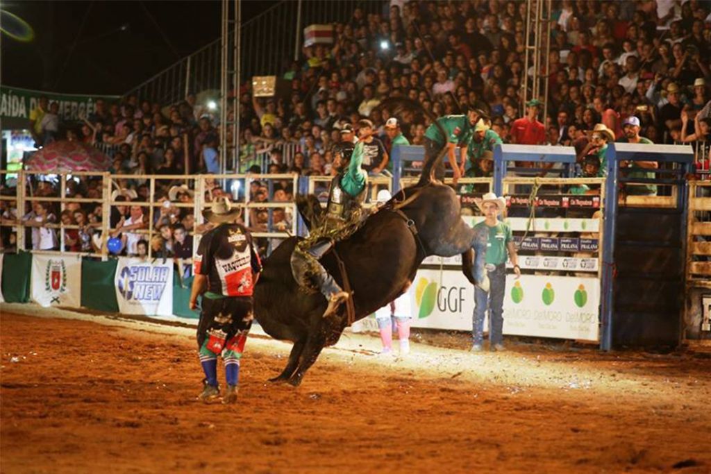 Quanto ganha um peão de rodeio? Brasileiros já levaram milhões