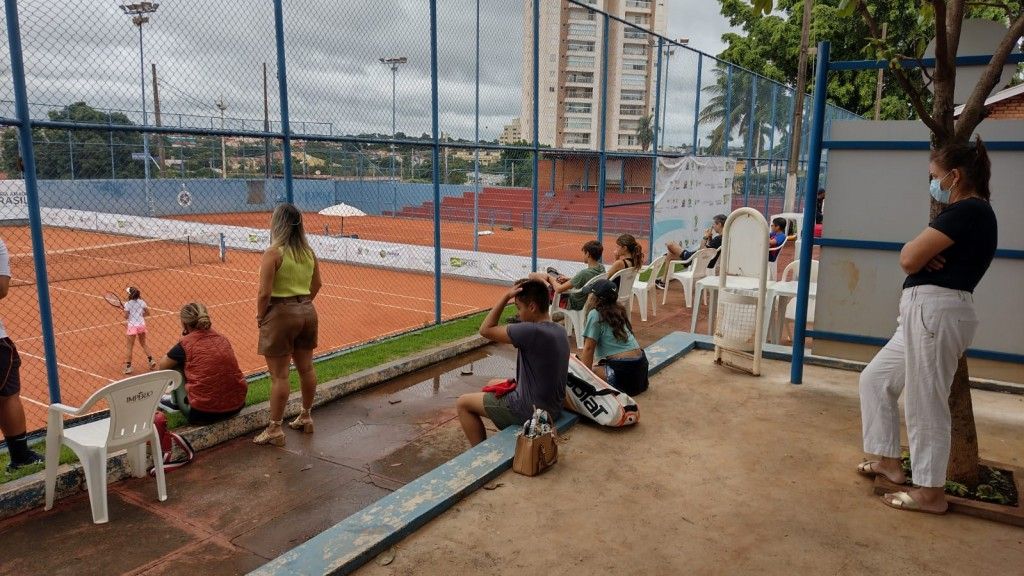 Clube Monte Líbano recebe Circuito Aberto de Tênis Juvenil do