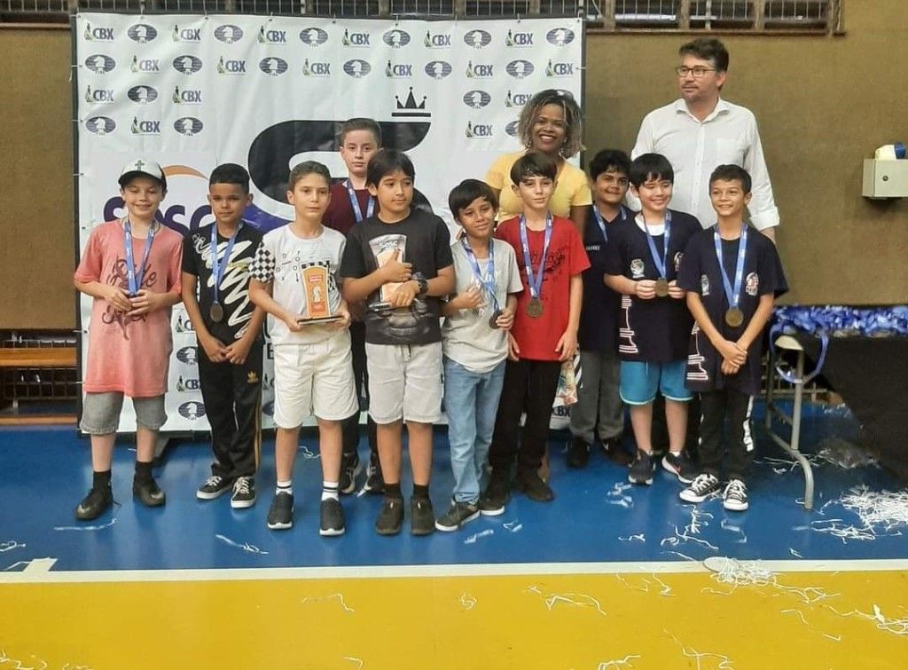 Esporte conquista quatro títulos no Circuito Solidário de Xadrez