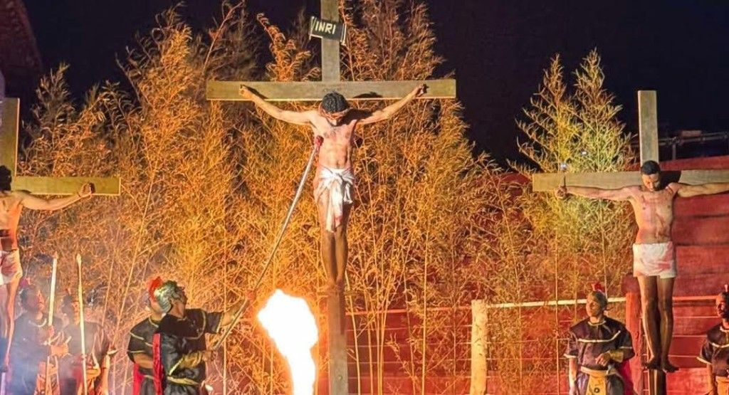 Encenação da Paixão de Cristo reúne cerca de 1,4 mil fiéis em São
