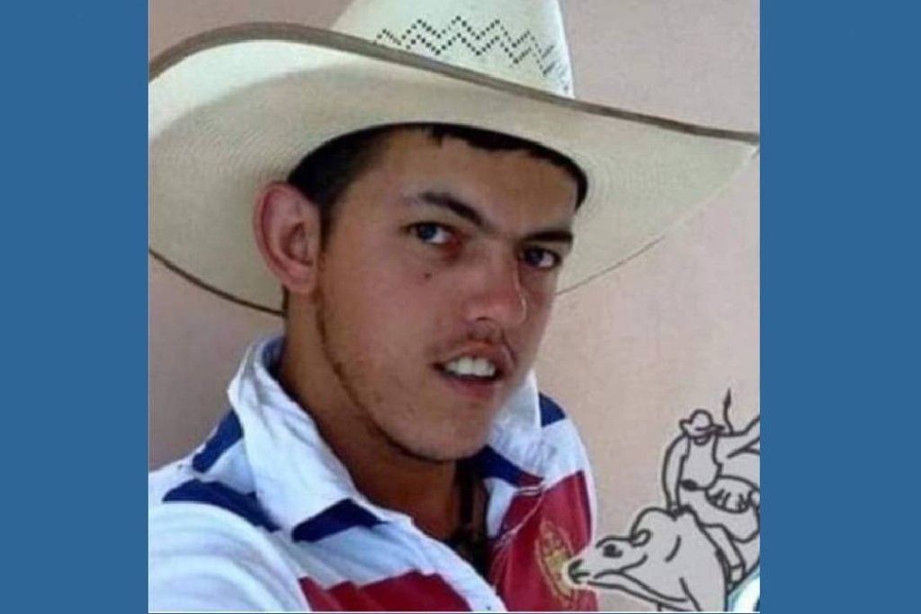 Peão brasileiro morre após ser pisoteado por touro em rodeio nos