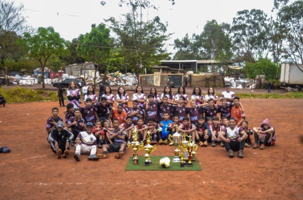 Escola De Futebol Joga Bem  Santa Bárbara do Oeste SP