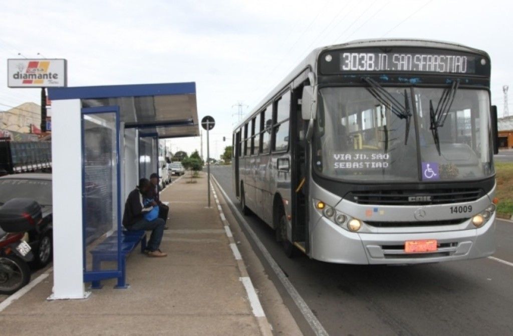 Como chegar até Stop Time em Ramos de Ônibus ou Trem?