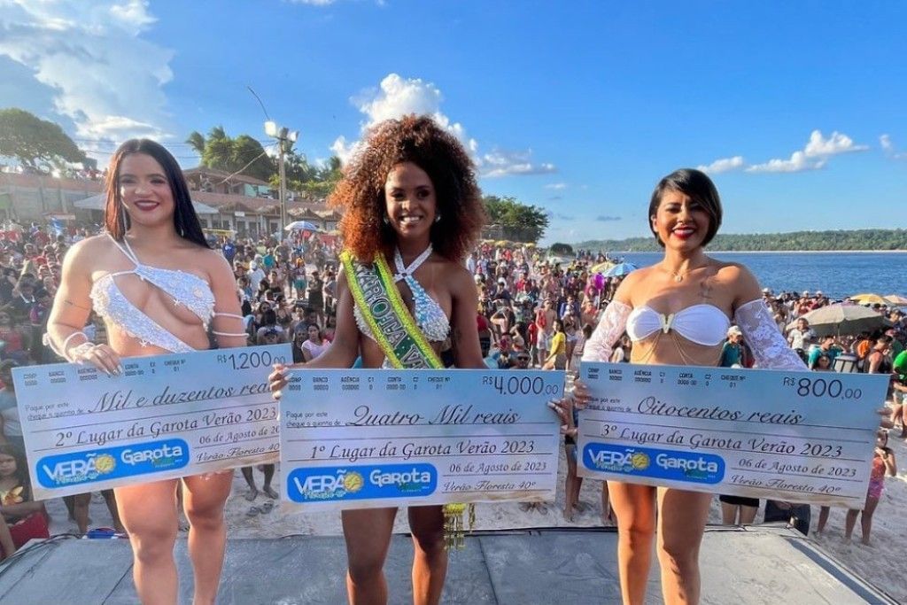 Grande Final Do Concurso Garota Verão 40º Pâmela Caroline é Coroada A