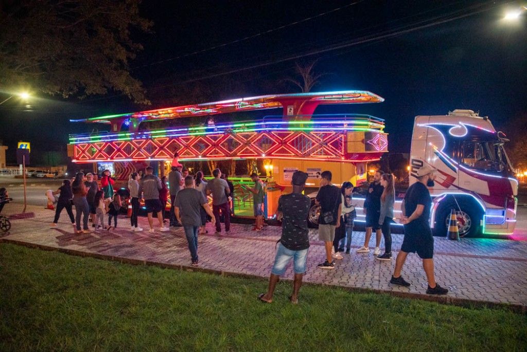 Vem dar uma volta pelo Centro de Foz do Iguaçu com a Carreta da Alegria com  valor promocional no ingresso, Foz do Iguaçu