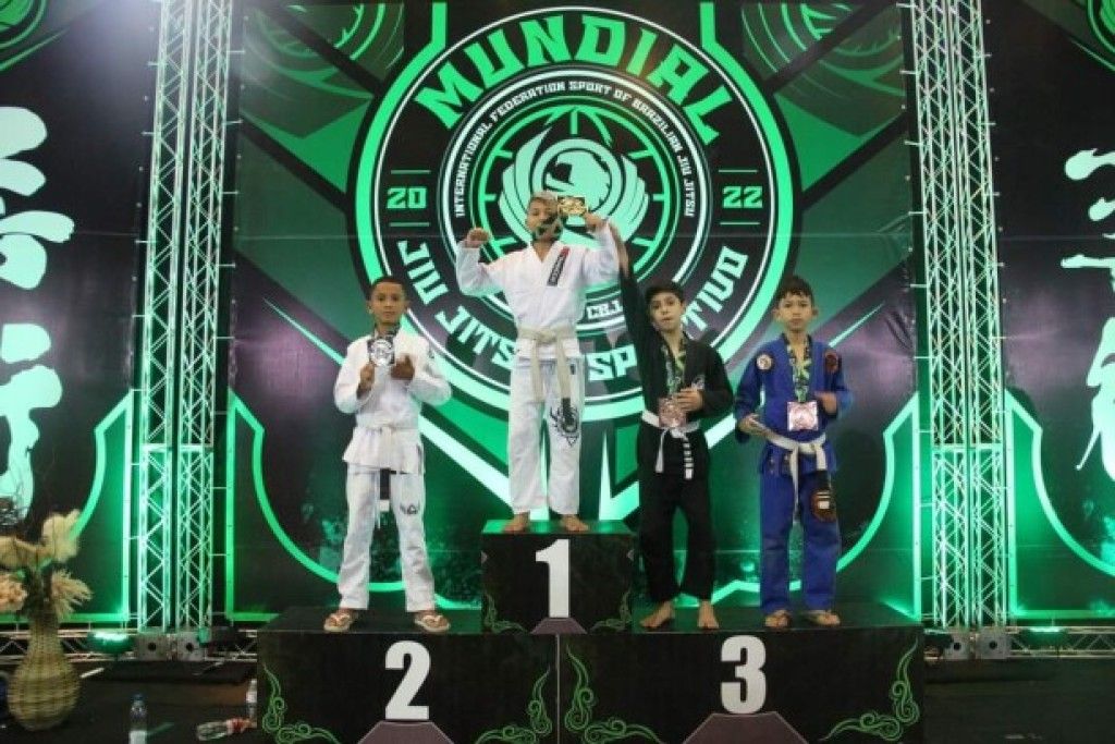 Atleta eusebiense sagra-se campeã mundial de Jiu-jitsu