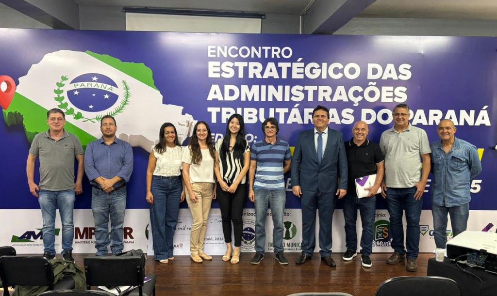 Servidores de Umuarama recebem atualização sobre tributos em Foz do Iguaçu